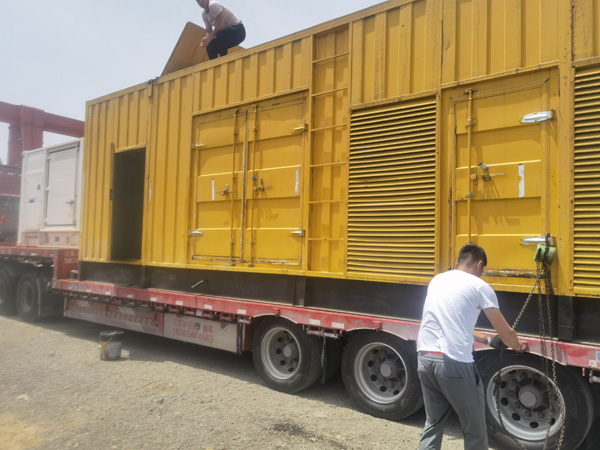 育才镇除了负载情况和发动机维护,还有哪些因素会影响 200kw 柴油发电机的油耗?