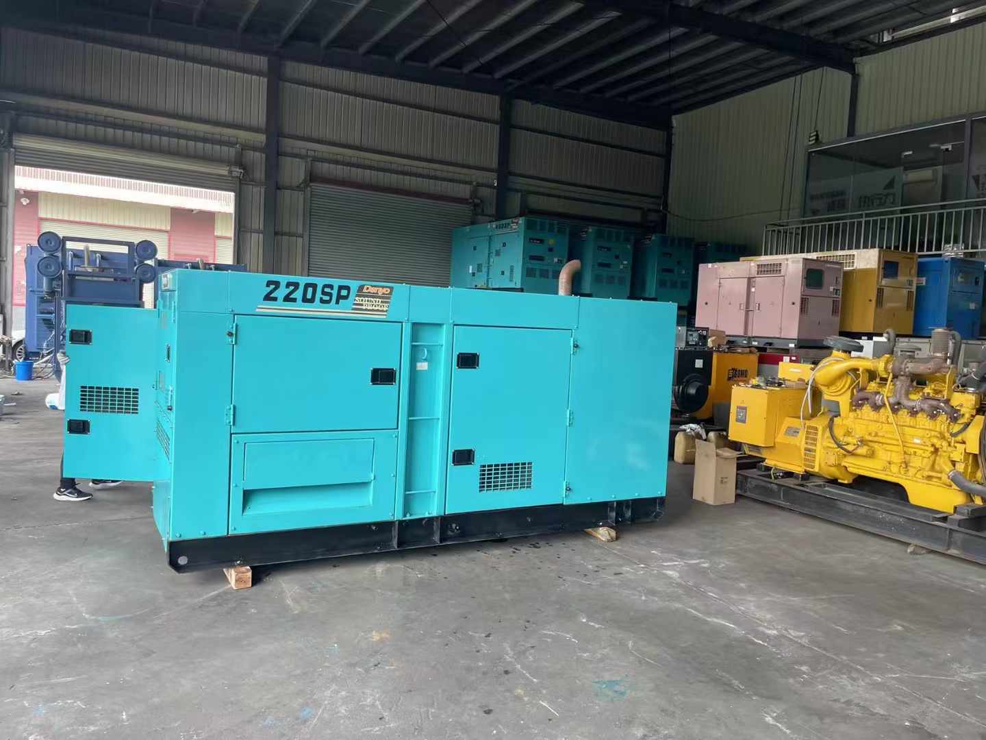 育才镇800kW 柴油发电机的输出电流波动范围是多少?